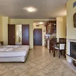 Romana 4*