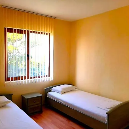 Romana Aparthotel 4*