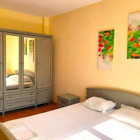 Romana Apartmanhotel