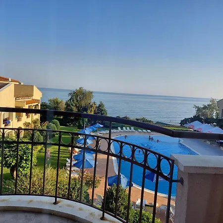 Romana 4*
