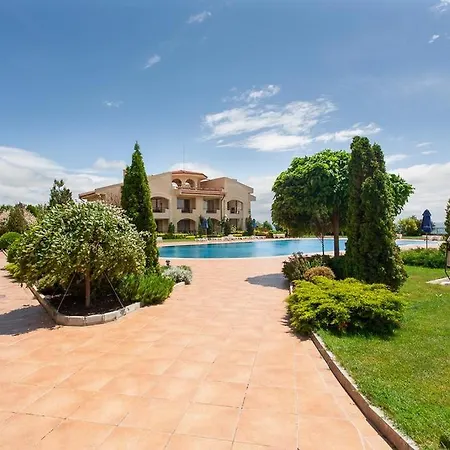 Aparthotel Romana *