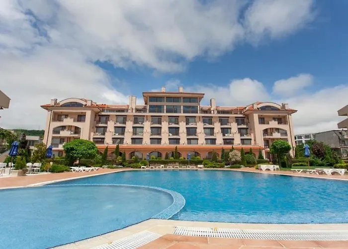 Апартхотел Romana